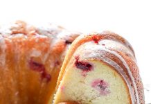 CRANBERRY ORANGE CAKE