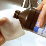 10 reasons to keep a bottle of hydrogen peroxide in your home