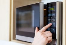 Never Reheat These 7 Foods With The Microwave