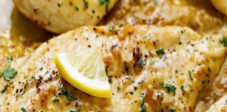 Slow Cooker Lemony Garlic Chicken Breast – 3 SmartPoints
