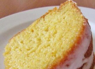 HOMEMADE LEMON PUDDING CAKE