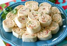 CHICKEN ENCHILADA ROLL UPS