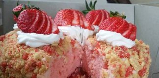 Strawberry shortcake cheesecake
