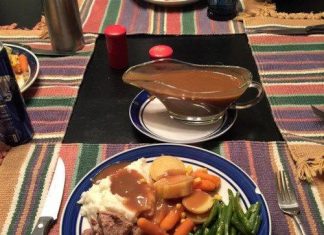 TANGY SLOW COOKER PORK ROAST