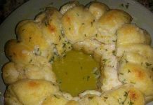 PULL-APART GARLIC BREAD
