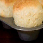 Momma’s Easy No Yeast Dinner Rolls