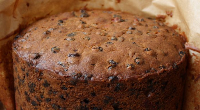 Easy Christmas Cake