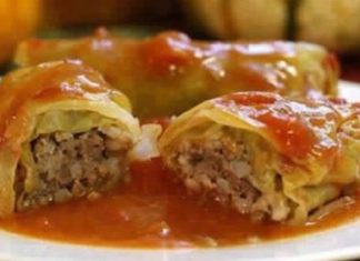 SLOW COOKER CABBAGE ROLLS