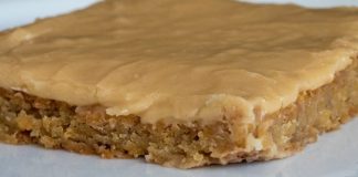 Peanut Butter Lunch Lady Cookie Bars