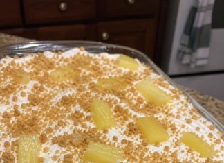 NO-BAKE PINEAPPLE CREAM DESSERT