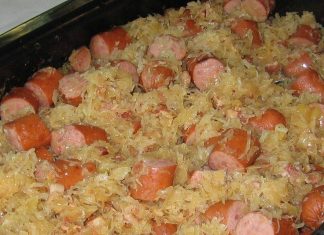 Polish sausage, Sauerkraut and potatoes ( CROCKPOT )