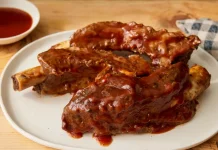 SLOW COOKER BARBEQUED BEEF RIBS