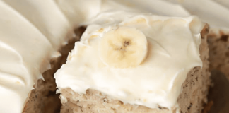 THE BEST BANANA CAKE