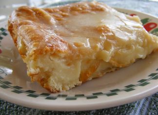 Easy Breakfast Cheese Danish