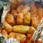 SLOW COOKER CABBAGE ROLLS