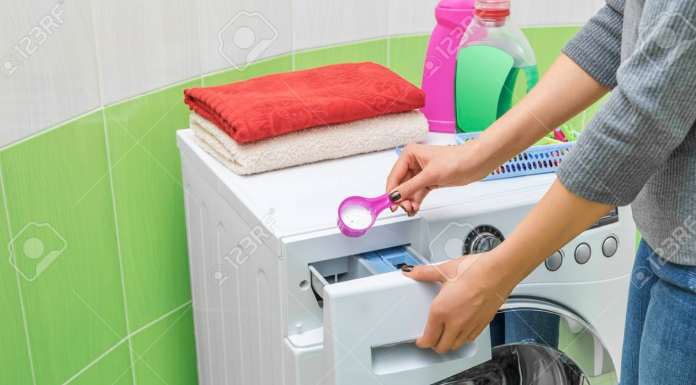 The proper way to make a laundry detergent at home