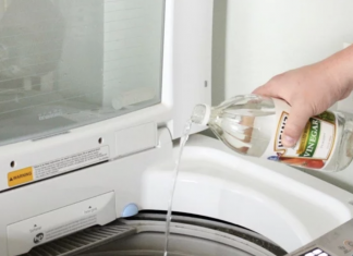 Here is why vinegar is good for your laundry