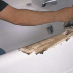 Clean your tub and shower easily using this method