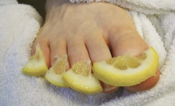Use these 10 home remedies to deal with toenail fungus | Grandma's Things