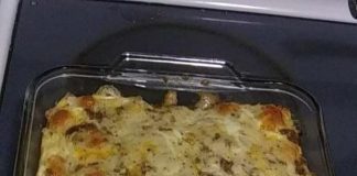 CREAMED CHICKEN AND BISCUITS CASSEROLE