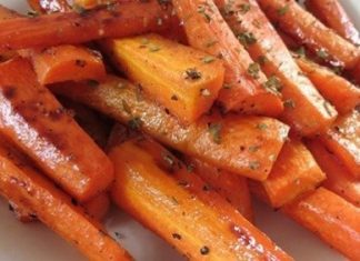 Honey Maple Roasted Carrots