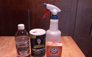 Kill fleas using this homemade flea powder