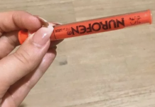 This mother found the perfect way to remove splinters