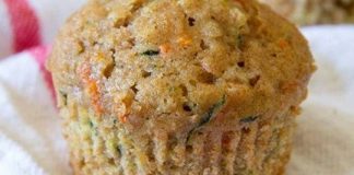 ZUCCHINI CARROT OATMEAL MUFFINS