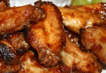 SWEET STICKY CHICKEN WINGS