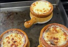 OUTBACK STEAKHOUSE WALKABOUT ONION SOUP