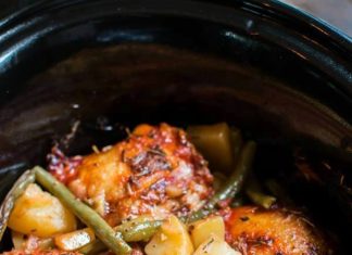 Slow cooker full chicken dinner