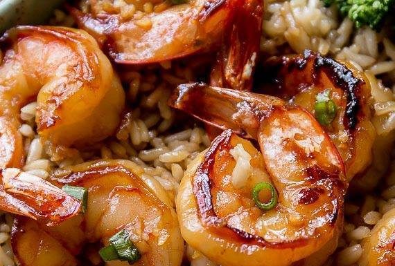 Quick & Healthy Dinner: 20 Minute Honey Garlic Shrimp