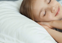 If you are not getting enough sleep you are risking to get these 10 things