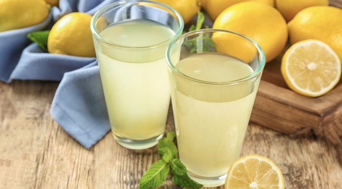 These 8 smoothies can help you flush excess waste from your colon