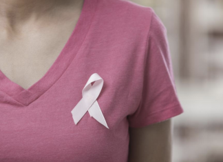 12 breast cancer symptoms you should keep an eye on