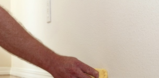 How To Clean Baseboards – Quick and Easy