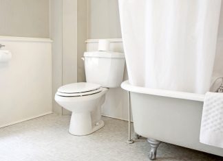 Use these 7 tips to keep your bathroom and toilet clean