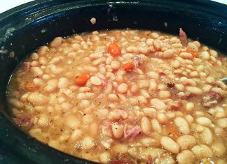 Savory Slow-cooked Northern Beans