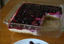 FRESH BLUEBERRY CHEESECAKE WITH HOMEMADE CRUST
