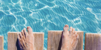 13 MUST-KNOW BEACH DAY HACKS