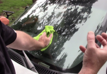 The proper way to clean your car’s windshield