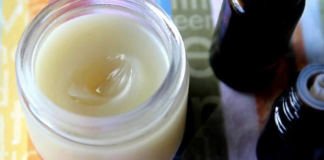 The proper way to make a DIY Vapor Rub With Natural Ingredients.