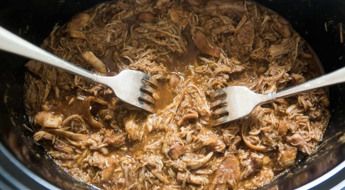 The Proper Way To Make A Burrito Mixture In The Slow Cooker
