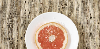 11 surprising bathroom cleaning methods you have to know about