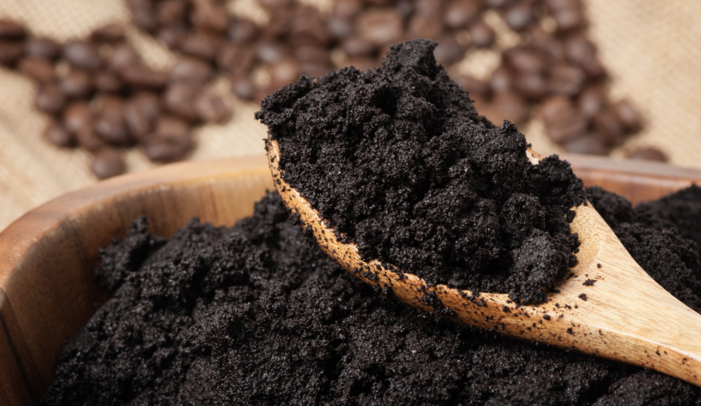 12 uses of coffee ground you have to know about Grandma's Things
