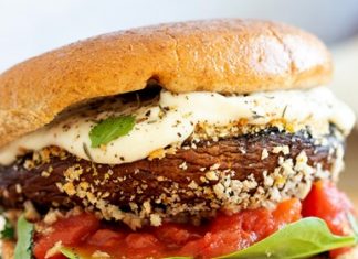 VEGAN PORTOBELLO MUSHROOM BURGER