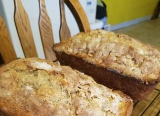 Banana Bread with honey and applesauce instead of sugar & oil. Delicious & Healthy