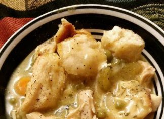 Crockpot Chicken and Dumplings