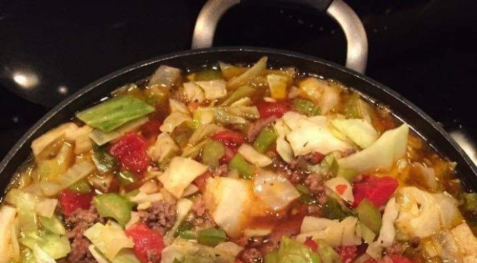 CABBAGE SOUP WITH HAMBURGER