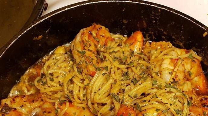Garlic Shrimp Pasta